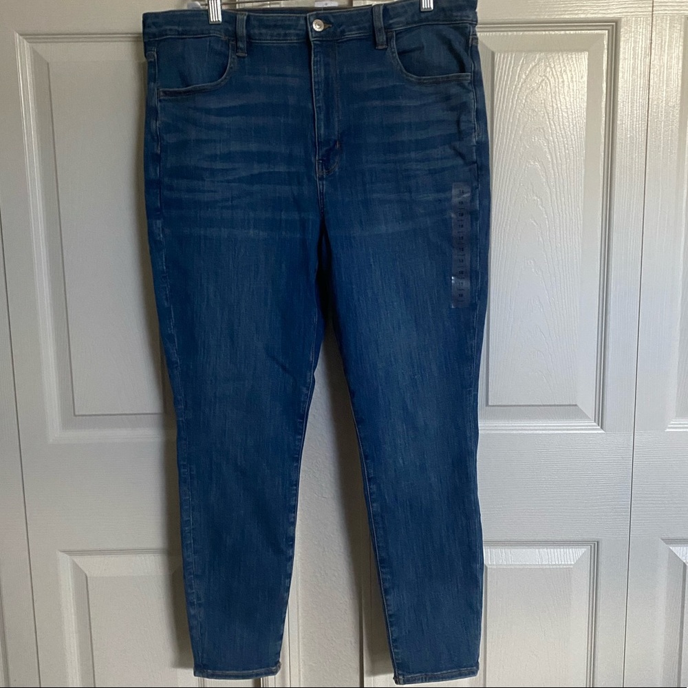 NWT American Eagle Super Hi-Rise Jegging 34w 18 Short